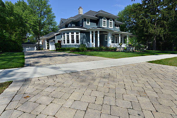 Best Driveway Borders and Edging Pavers in Farmington, MN